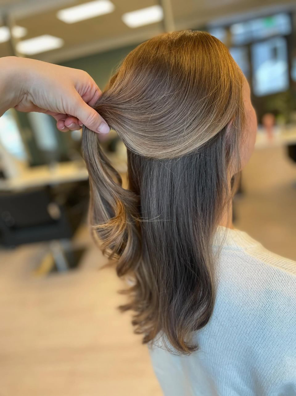Saraw Hairstylist